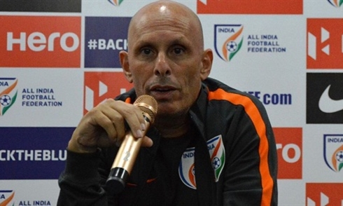 HLV Ấn Độ từ chức sau khi bị loại khỏi Asian Cup 2019