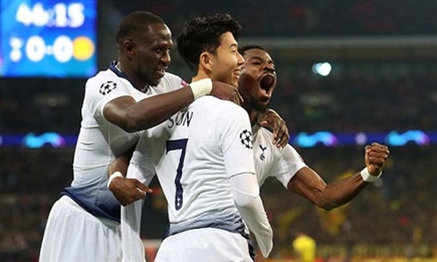 Tottenham 3-0 Dortmund: Gáy vang Wembley