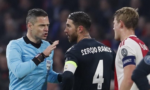 Ramos CHÍNH THỨC nhận án phạt nặng từ UEFA