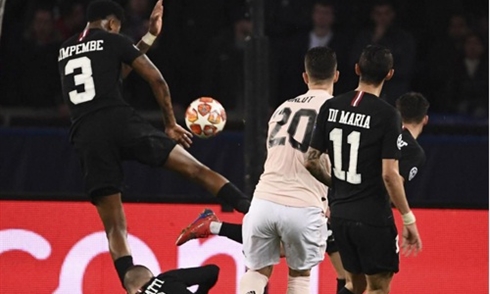 Quả 11m trận PSG gặp M.U đã được UEFA làm sáng tỏ