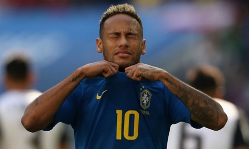 Neymar bị 'nghỉ' 3 trận ở Cúp C1 vì phát ngôn ngông cuồng