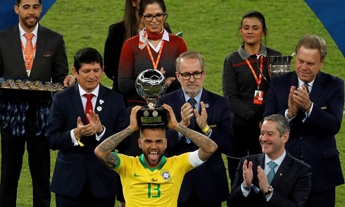 Copa America 2019: Alves xuất sắc nhất giải