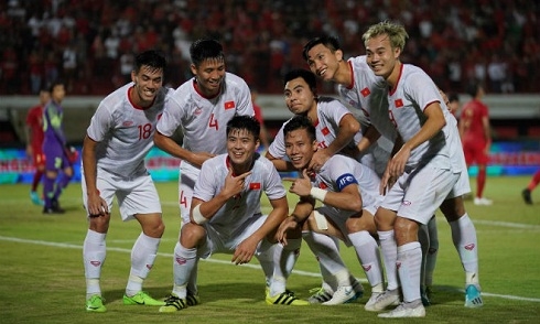 Indonesia 1-3 Việt Nam: Thăng hoa rực rỡ