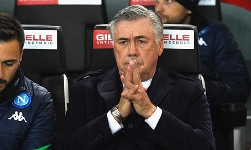 NÓNG: Napoli sa thải HLV Ancelotti