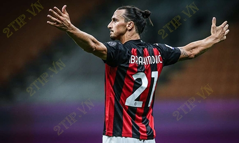 Ibrahimovic tiếp tục gắn bó với AC Milan