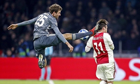 Video bóng đá Champions League: Ajax Amsterdam 3-3 Bayern Munich