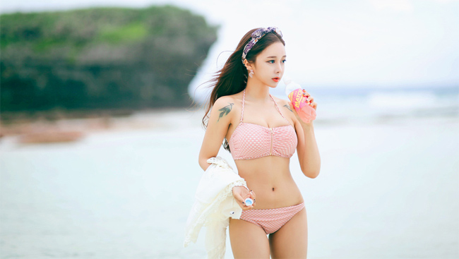 Hot girl đẹp nhất xứ Hàn khiến cầu thủ mê mẩn