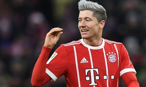 Lewandowski đồng ý ở lại Bayern Munich mùa giải này