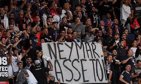 Quá phẫn nộ, CĐV PSG đòi đuổi thẳng cổ Neymar